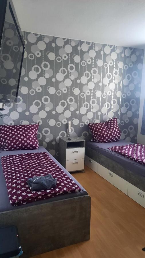 Ferienwohnung 2 Bettzimmer Zentrumsnah Erfurt Exterior foto